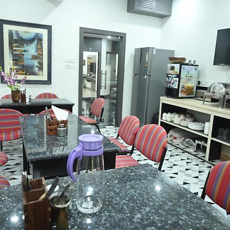 Elgin Suites โกลกาตา ภายนอก รูปภาพ